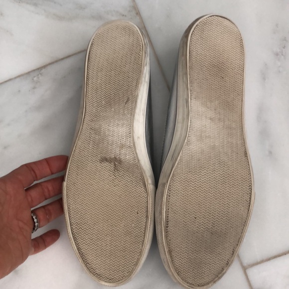 Tory Burch sneaker flats, Silver leather fit like a 9 1/2 - Picture 2 of 7